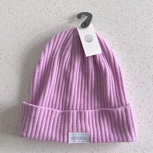 Adidas women’s beanie